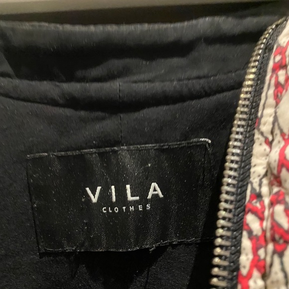 Jacket - Picture 2 of 2